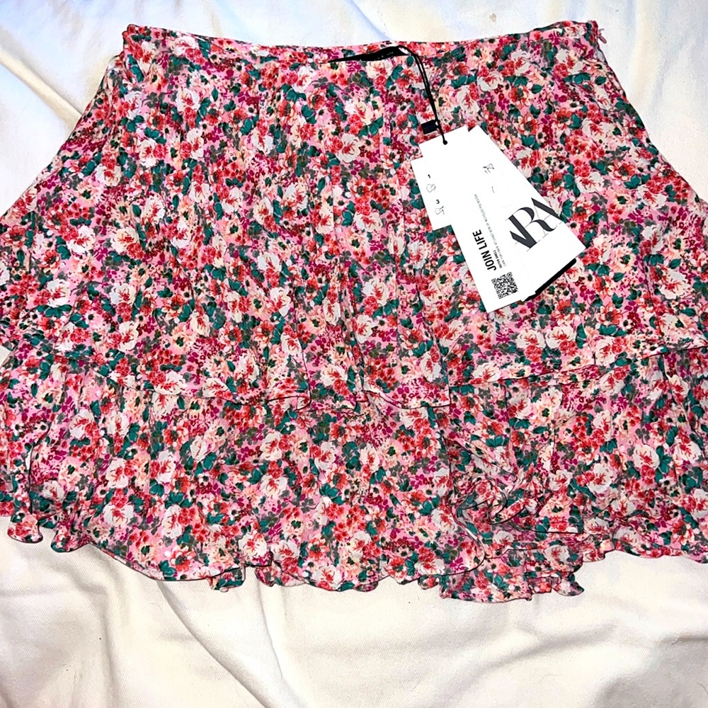 ZARA MINI SKIRT NWT